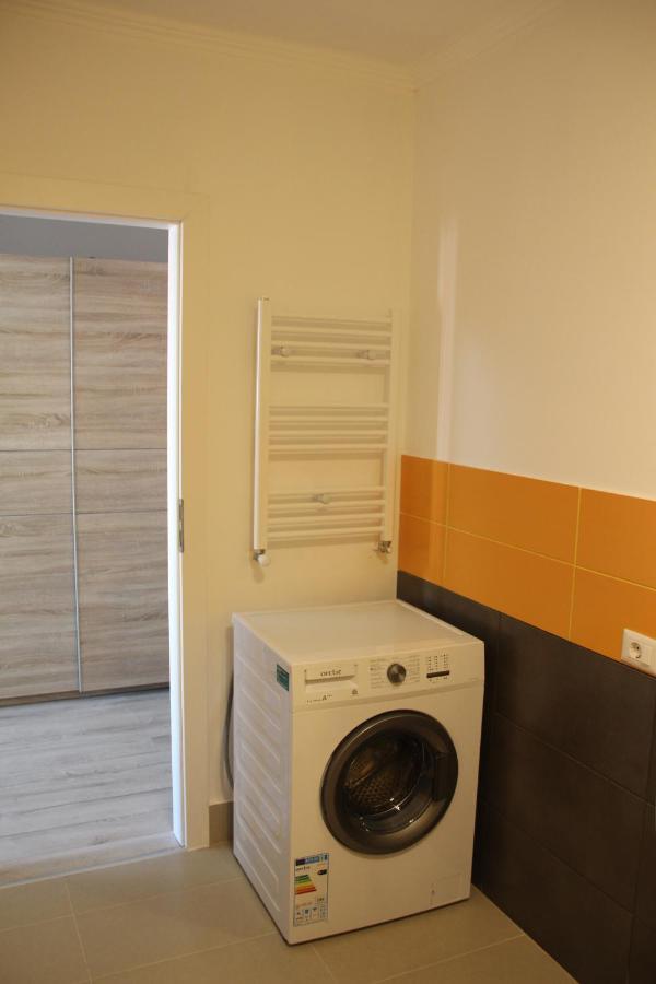 Lowcost Tryp Διαμέρισμα Oradea Εξωτερικό φωτογραφία